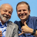 Eduardo Paes acredita que Lula pode conquistar apoio evangélico, mas presidente já chamou a pauta da família de "atraso".