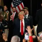 Exit polls revelam que os cristãos latinos mudaram seu apoio para Donald Trump nas eleições de 2024, refletindo uma mudança significativa no cenário político.