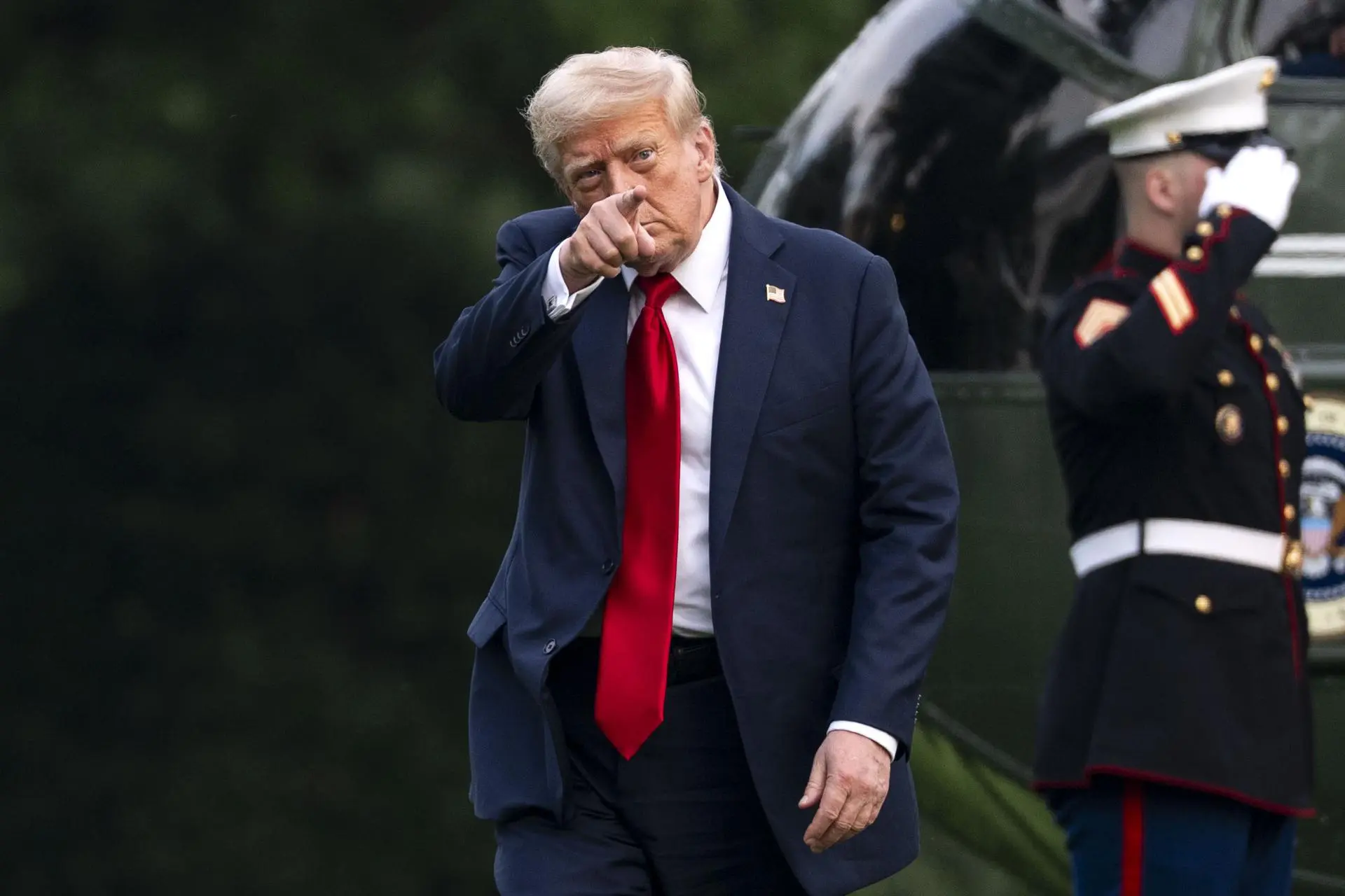EUA formalizam interesse em minerais estratégicos do Brasil; veja outras ofensivas de Trump no setor 4 EUA formalizam interesse em minerais estratégicos do Brasil; veja outras ofensivas de Trump no setor - Imagem do artigo original