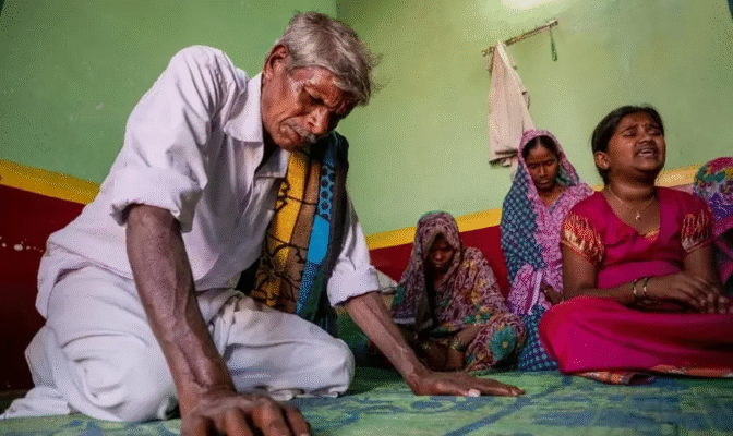 Família cristã é expulsa de aldeia em Chhattisgarh após recusar conversão ao hinduísmo 4 Família cristã é expulsa de aldeia em Chhattisgarh após recusar conversão ao hinduísmo - Imagem do artigo original