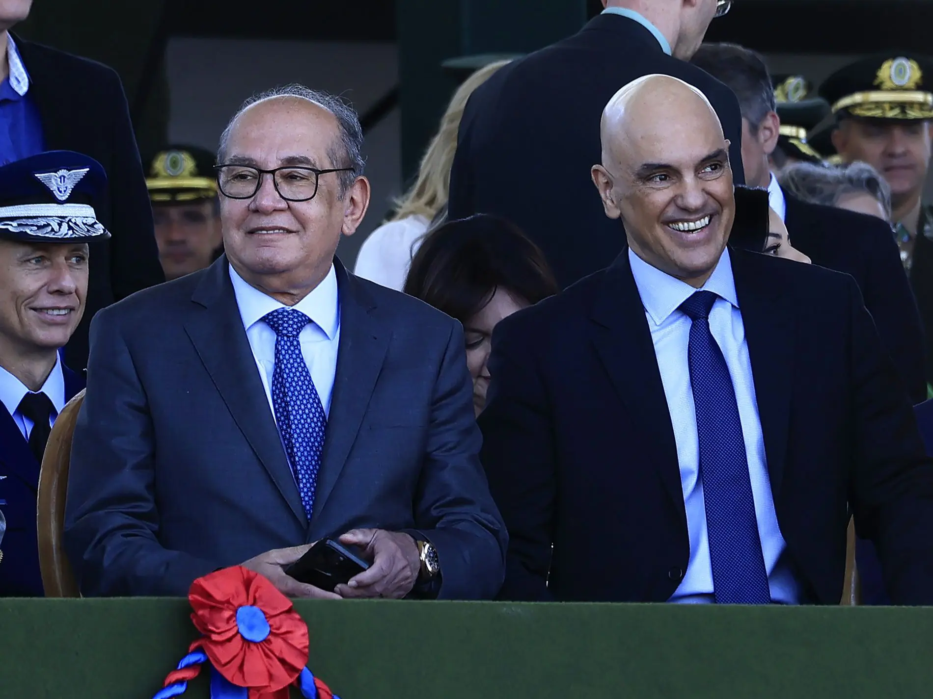 Gilmar Mendes diz que atuação de Alexandre de Moraes evitou “pântano institucional” no Brasil 4 Gilmar Mendes diz que atuação de Alexandre de Moraes evitou “pântano institucional” no Brasil - Imagem do artigo original