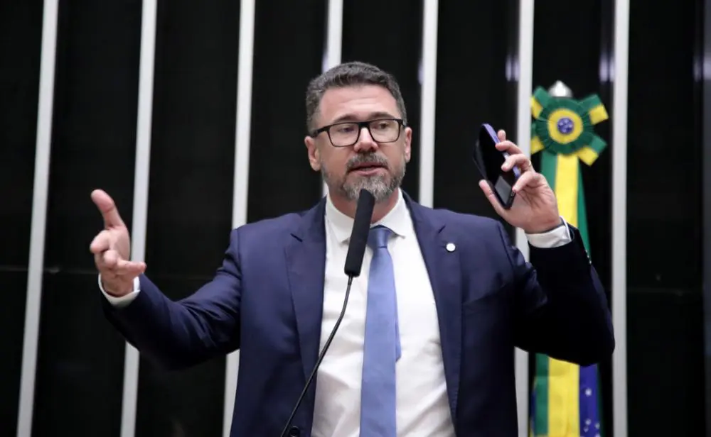 Projeto busca impedir presidente de alterar regras sobre armas por decreto 4 Projeto busca impedir presidente de alterar regras sobre armas por decreto - Imagem do artigo original