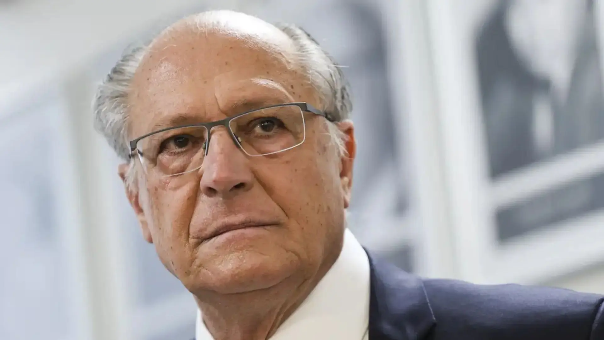 Governadores pedem reunião com Alckmin para discutir tarifa de 50% imposta pelos EUA 4 Governadores pedem reunião com Alckmin para discutir tarifa de 50% imposta pelos EUA - Imagem do artigo original