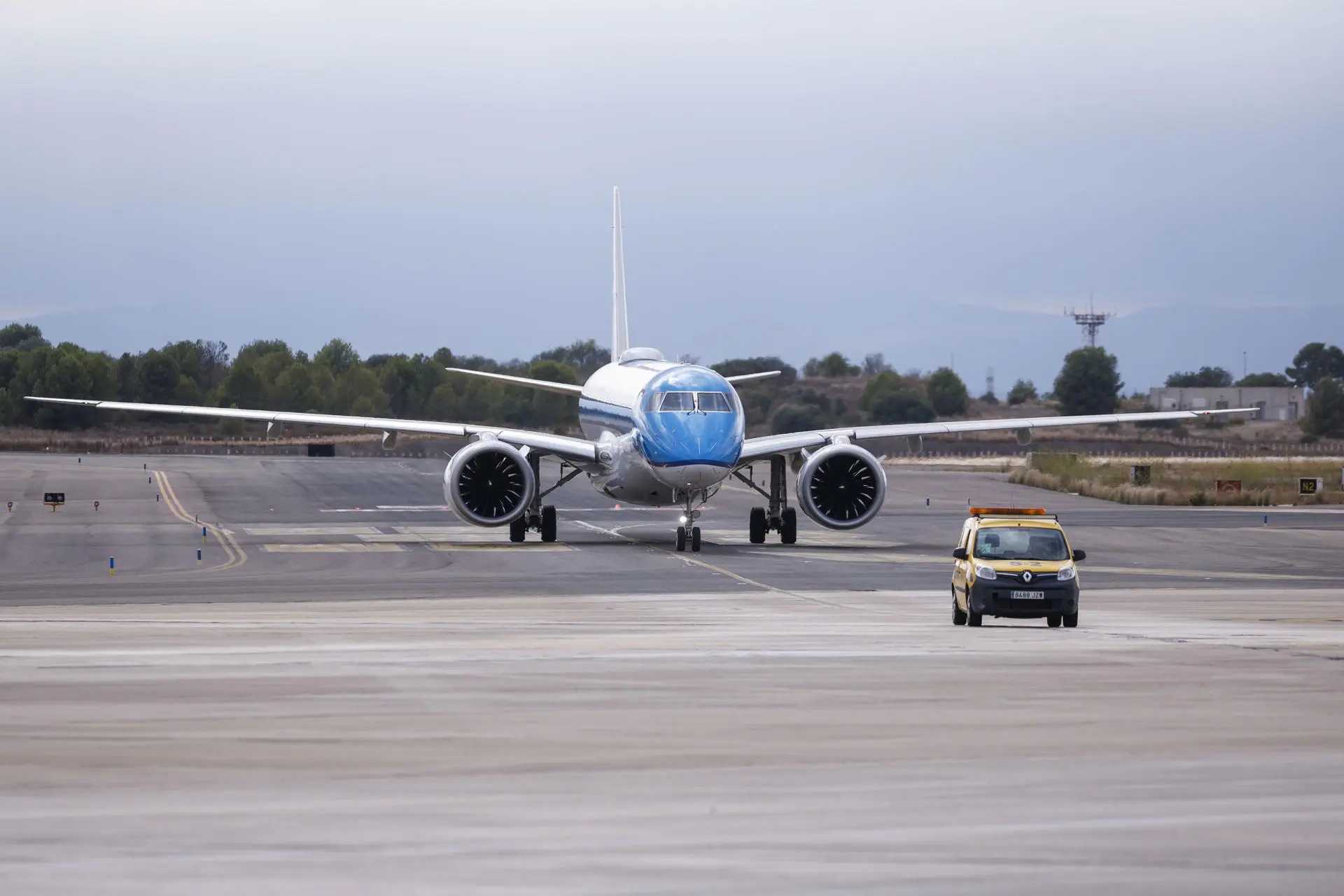 SkyWest cogita adiar entrega de até 74 jatos Embraer por tarifa de 50% dos EUA 4 SkyWest cogita adiar entrega de até 74 jatos Embraer por tarifa de 50% dos EUA - Imagem do artigo original