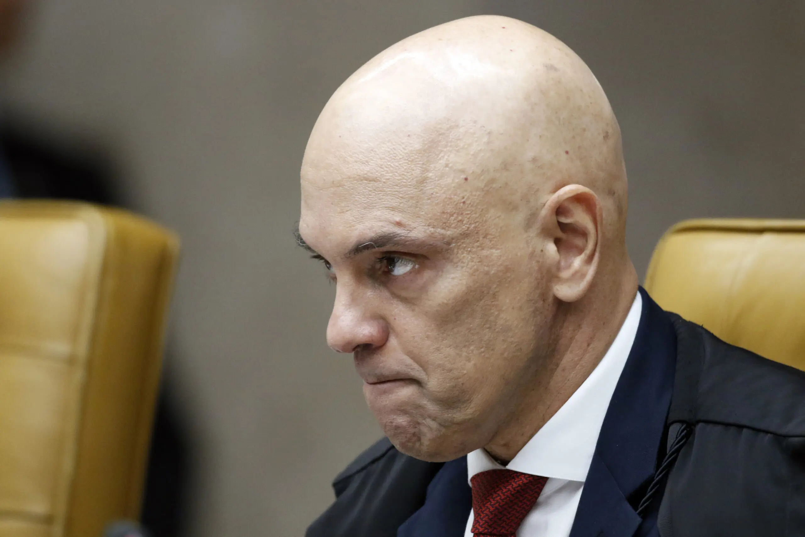 Sanção americana isola Alexandre de Moraes de serviços financeiros e entrada nos EUA 4 Sanção americana isola Alexandre de Moraes de serviços financeiros e entrada nos EUA - Imagem do artigo original