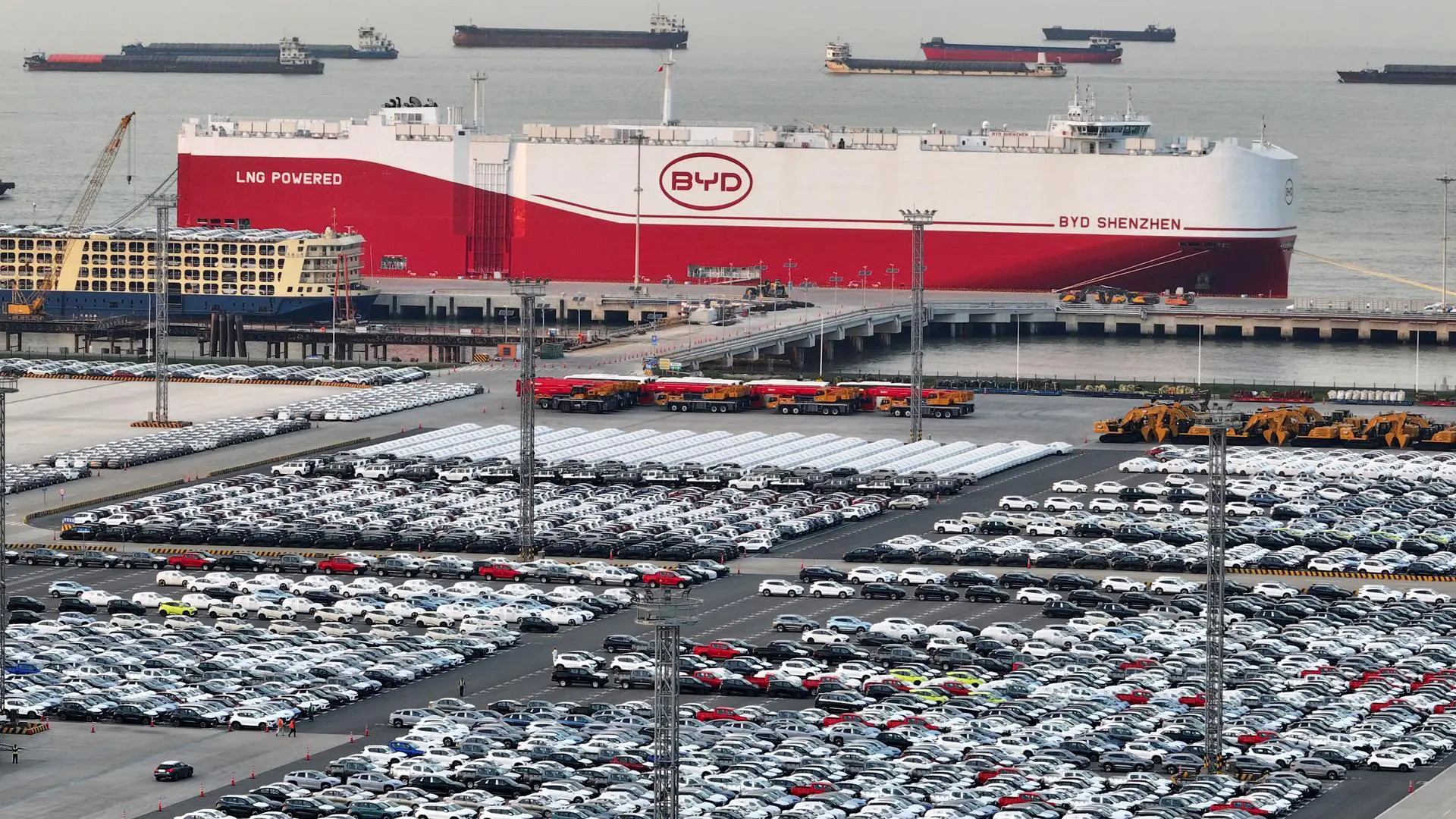 Governo antecipa tarifa cheia para kits de veículos e concede cota de US$ 463 milhões à BYD 4 Governo antecipa tarifa cheia para kits de veículos e concede cota de US$ 463 milhões à BYD - Imagem do artigo original