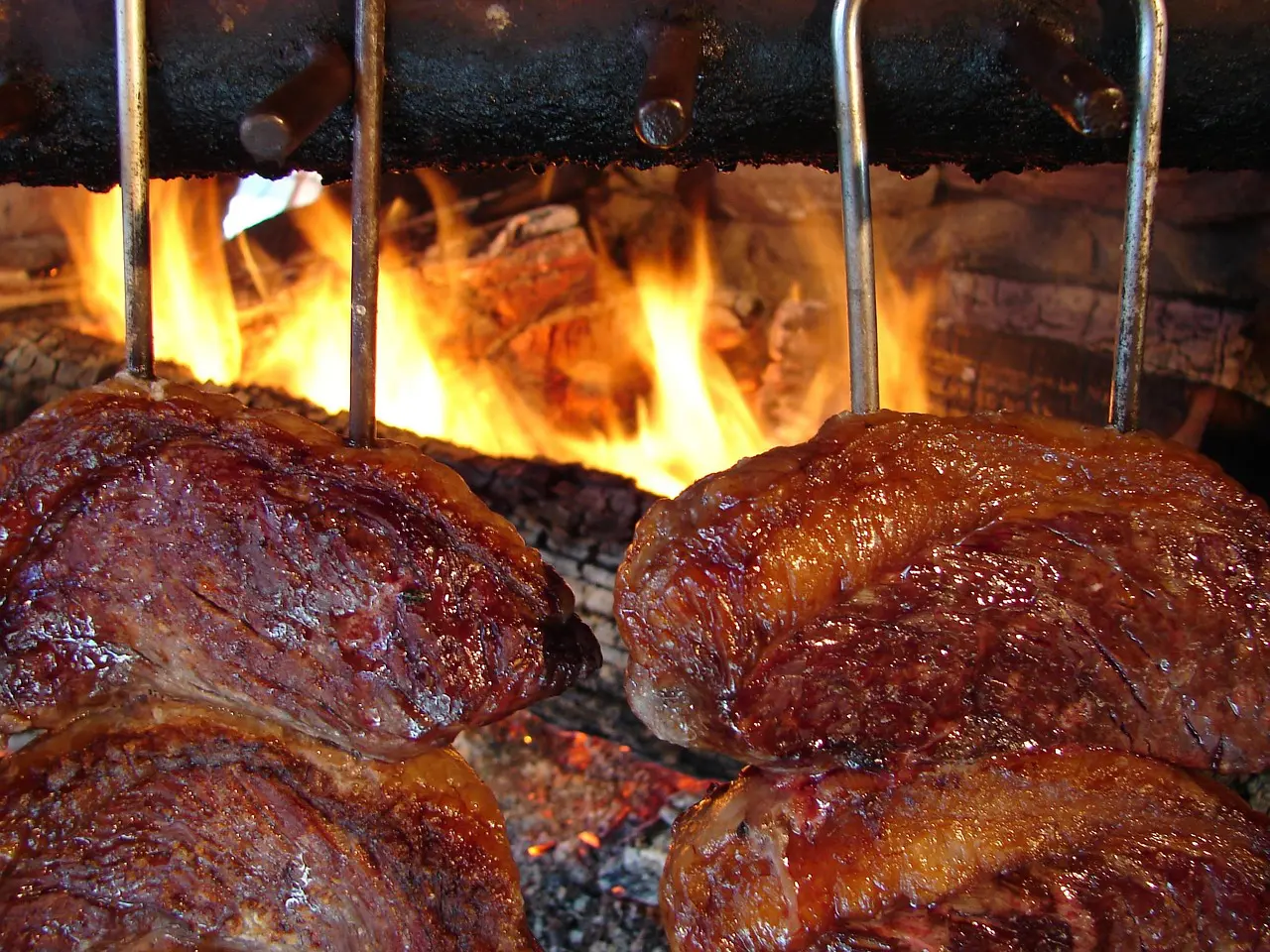 Tarifaço dos EUA atinge café e carne bovina, e preços podem cair no mercado interno 4 Tarifaço dos EUA atinge café e carne bovina, e preços podem cair no mercado interno - Imagem do artigo original