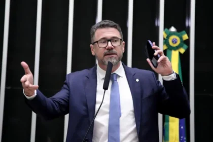 Projeto busca impedir presidente de alterar regras sobre armas por decreto 9 rss featured 14332 1753576115