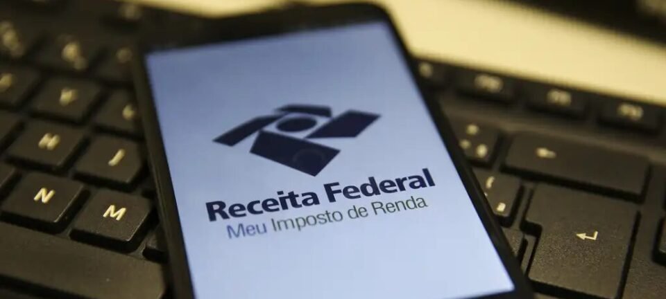 Receita libera 4º lote da restituição do IRPF 2025 em 29 de agosto 4 Receita libera 4º lote da restituição do IRPF 2025 em 29 de agosto - Imagem do artigo