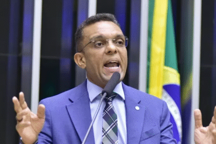 Otoni de Paula reprova atuação de Silas Malafaia e afirma que igreja não pertence a Bolsonaro nem a Lula 15 ocrente 1756241945