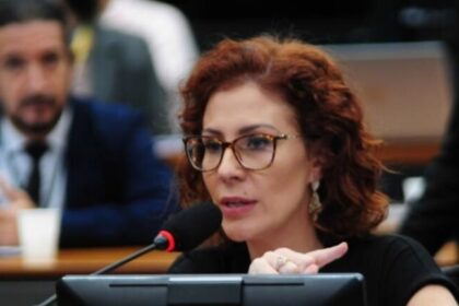 Justiça italiana adia decisão sobre liberdade provisória de Carla Zambelli 21 ocrente 1756309321