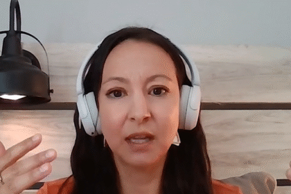 Americana relata ter abandonado práticas da Nova Era após experiência religiosa em hospital 27 ocrente 1756430831