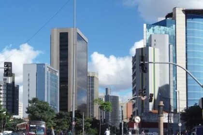 Receita Federal equipara fintechs a bancos em regras de transparência 30 ocrente 1756433512