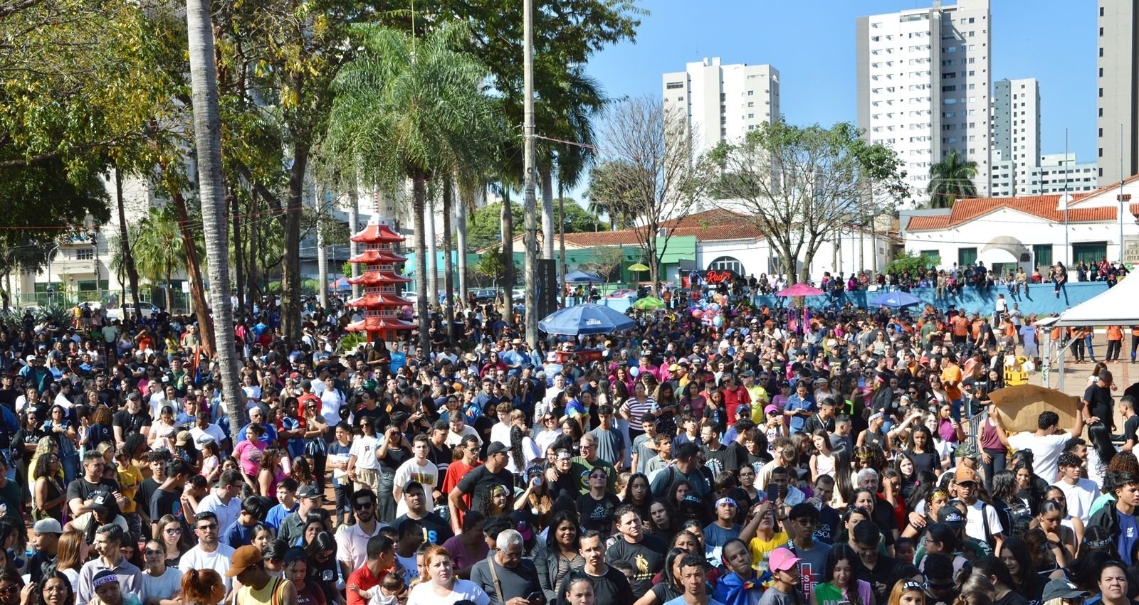 Marcha para Jesus leva 40 mil fiéis às ruas de Campo Grande 4 Marcha para Jesus leva 40 mil fiéis às ruas de Campo Grande - Imagem do artigo