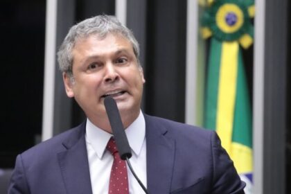 PT protocola pedido de CPI para investigar fintechs após operações que ligam PCC a lavagem de R$ 52 bilhões 27 ocrente 1756467765