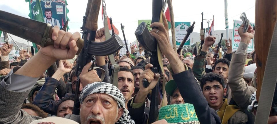 Mídia do Iêmen afirma que primeiro-ministro houthi morreu em bombardeio israelense 4 Mídia do Iêmen afirma que primeiro-ministro houthi morreu em bombardeio israelense - Imagem do artigo