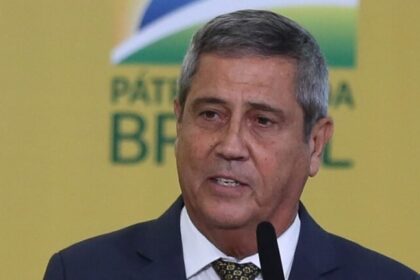 Braga Netto pede liberdade e Moraes dá cinco dias para a PGR se manifestar 30 ocrente 1756540607