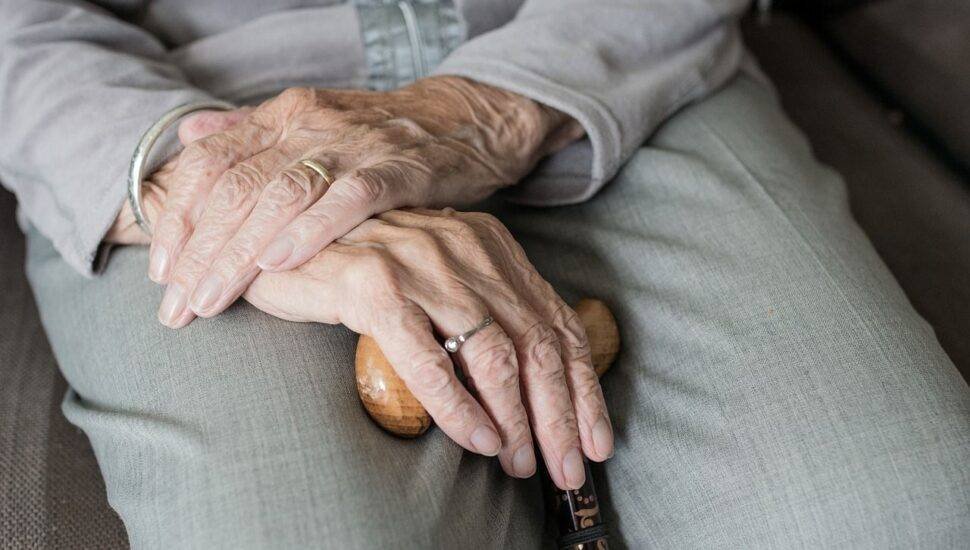 Pensão de filhas, netas e irmãs solteiras da União ultrapassa R$ 700 milhões por mês - Imagem do artigo original