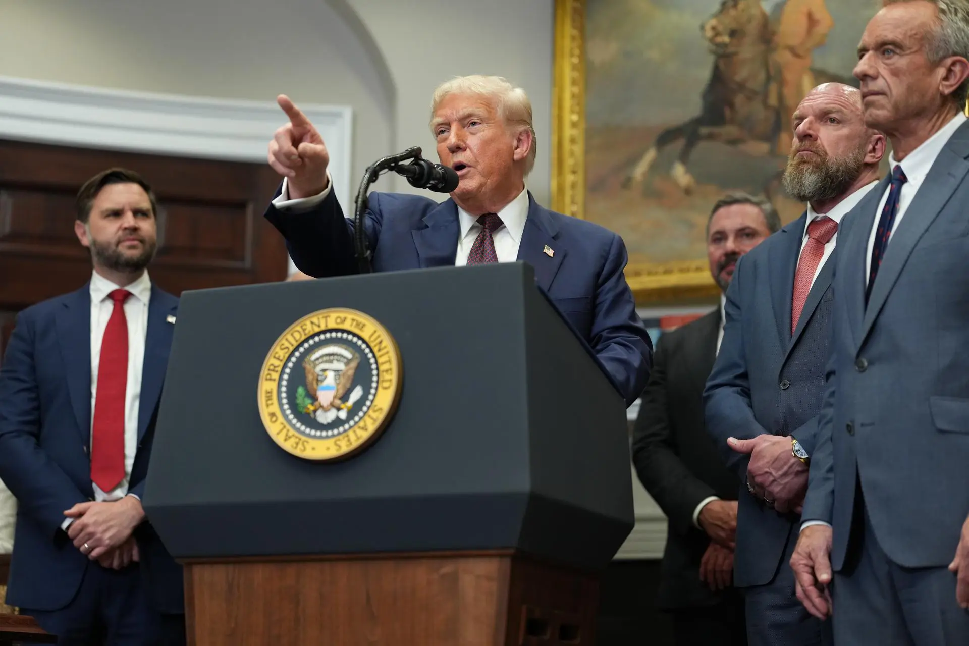 Trump demite comissária do BLS e alega adulteração de dados de emprego 4 Trump demite comissária do BLS e alega adulteração de dados de emprego - Imagem do artigo original