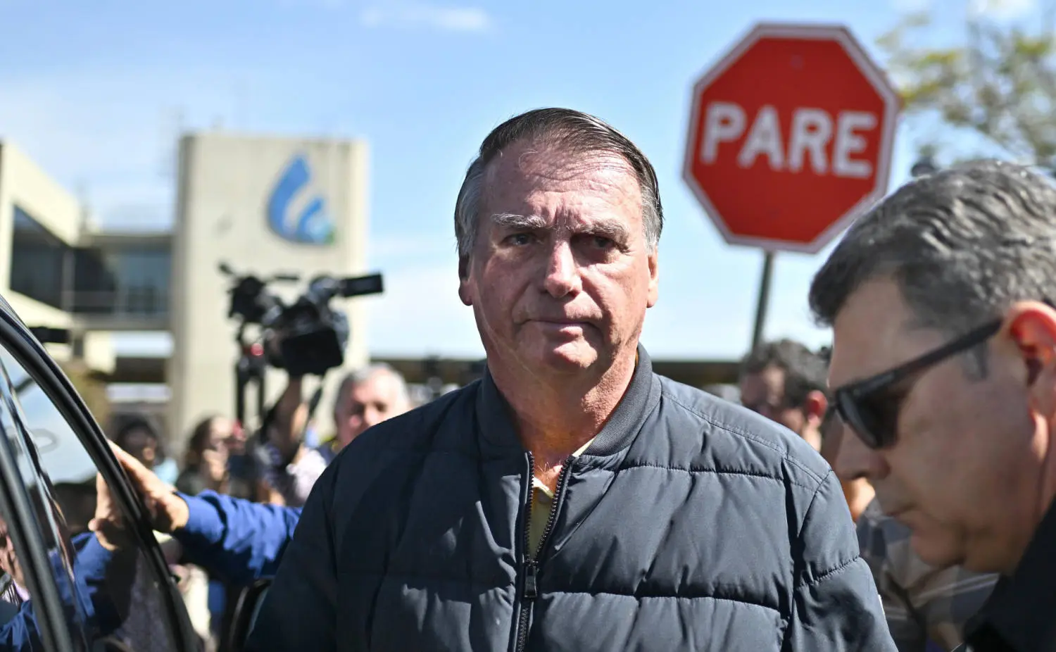 Prisão domiciliar de Bolsonaro marca ápice de embate com STF após série de restrições e investigações - Imagem do artigo original