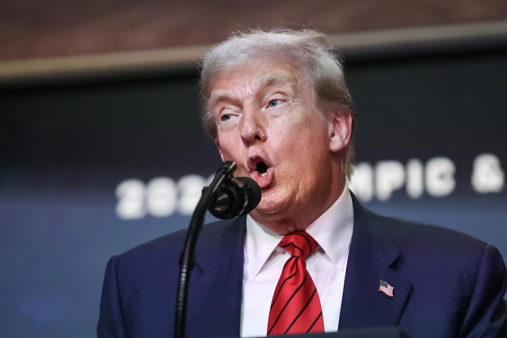 Trump pretende se reunir com Putin na próxima semana para tratar de cessar-fogo, afirma NYT 4 Trump pretende se reunir com Putin na próxima semana para tratar de cessar-fogo, afirma NYT - Imagem do artigo original