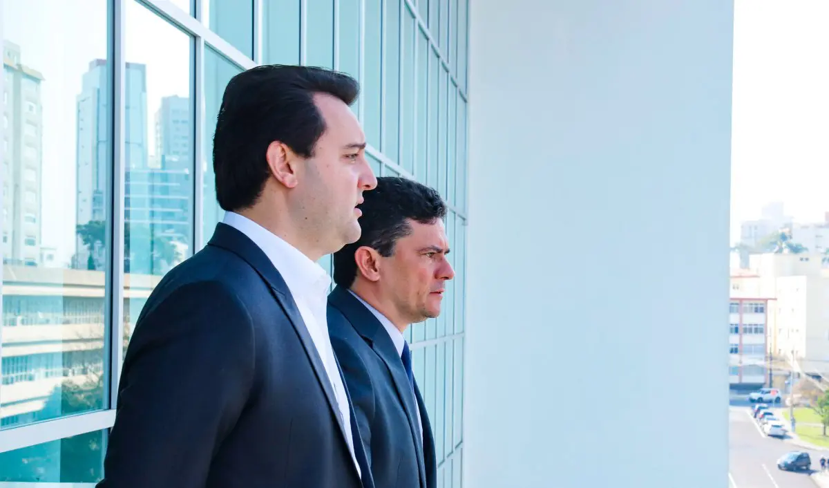 Ratinho Junior busca nome para enfrentar Sergio Moro na disputa pelo governo do Paraná em 2026 - Imagem do artigo original