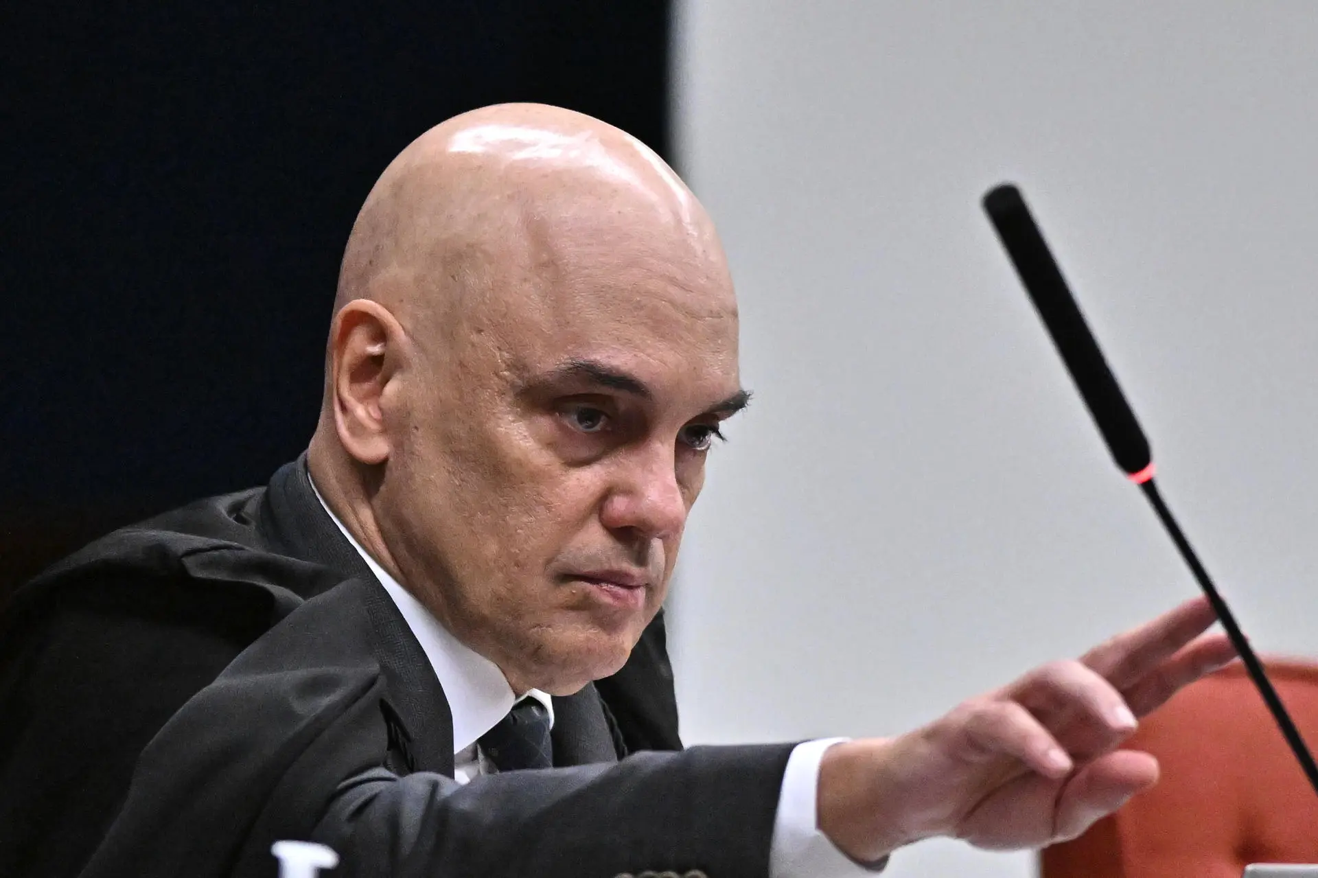 Embaixada dos EUA replica alerta sobre possíveis sanções a aliados de Alexandre de Moraes - Imagem do artigo original