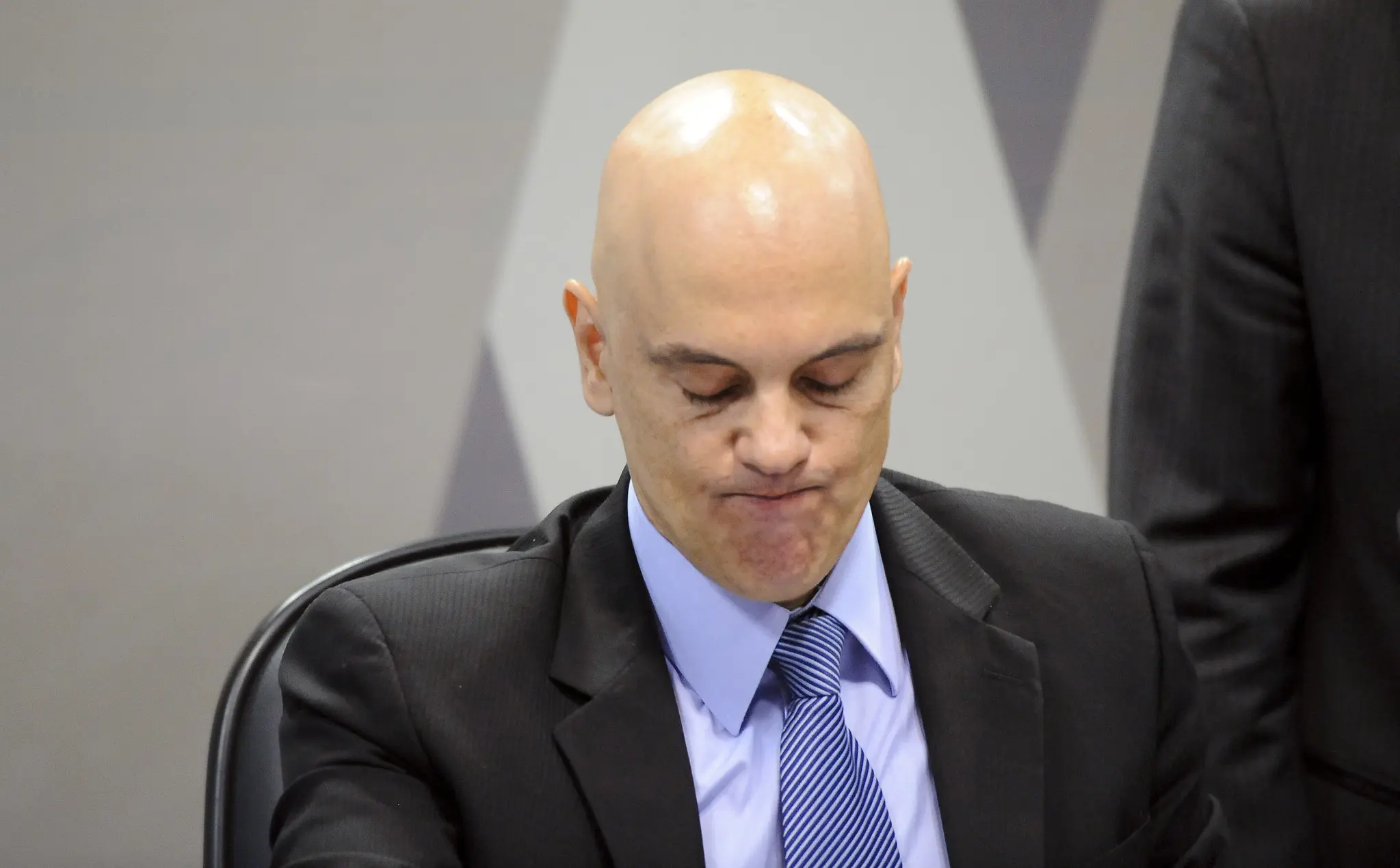 Apoio de 41 senadores viabiliza afastamento de Alexandre de Moraes durante processo de impeachment - Imagem do artigo original