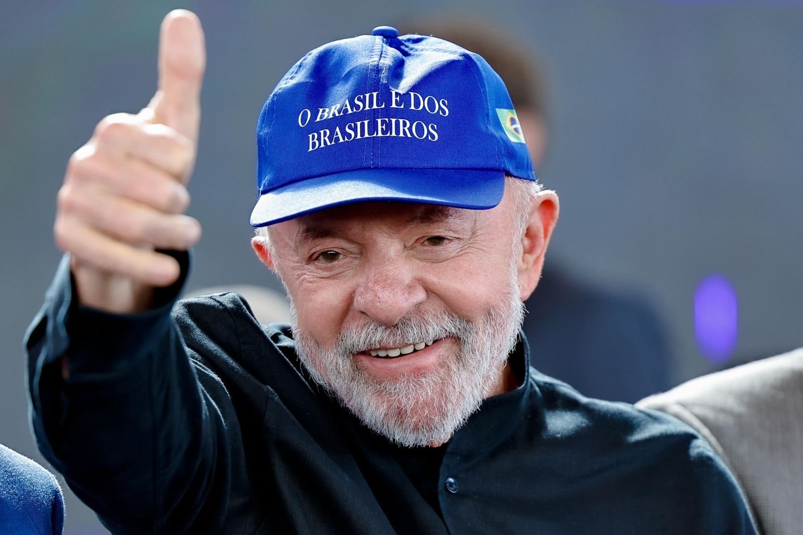 Lula planta baobá no Palácio da Alvorada e associa árvore à sabedoria e resistência - Imagem do artigo original