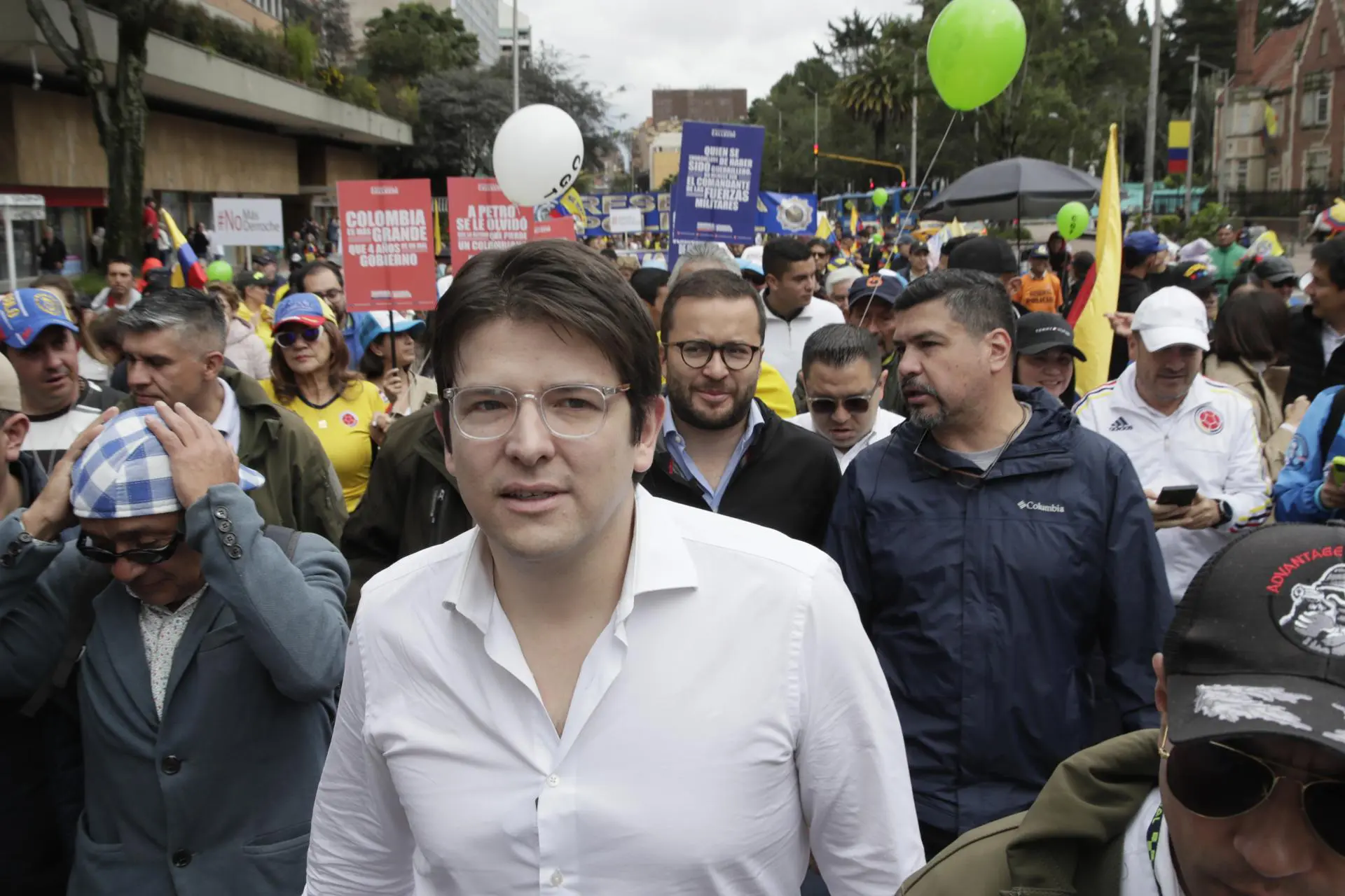 Morre Miguel Uribe Turbay, senador e pré-candidato à Presidência da Colômbia, aos 39 anos - Imagem do artigo original