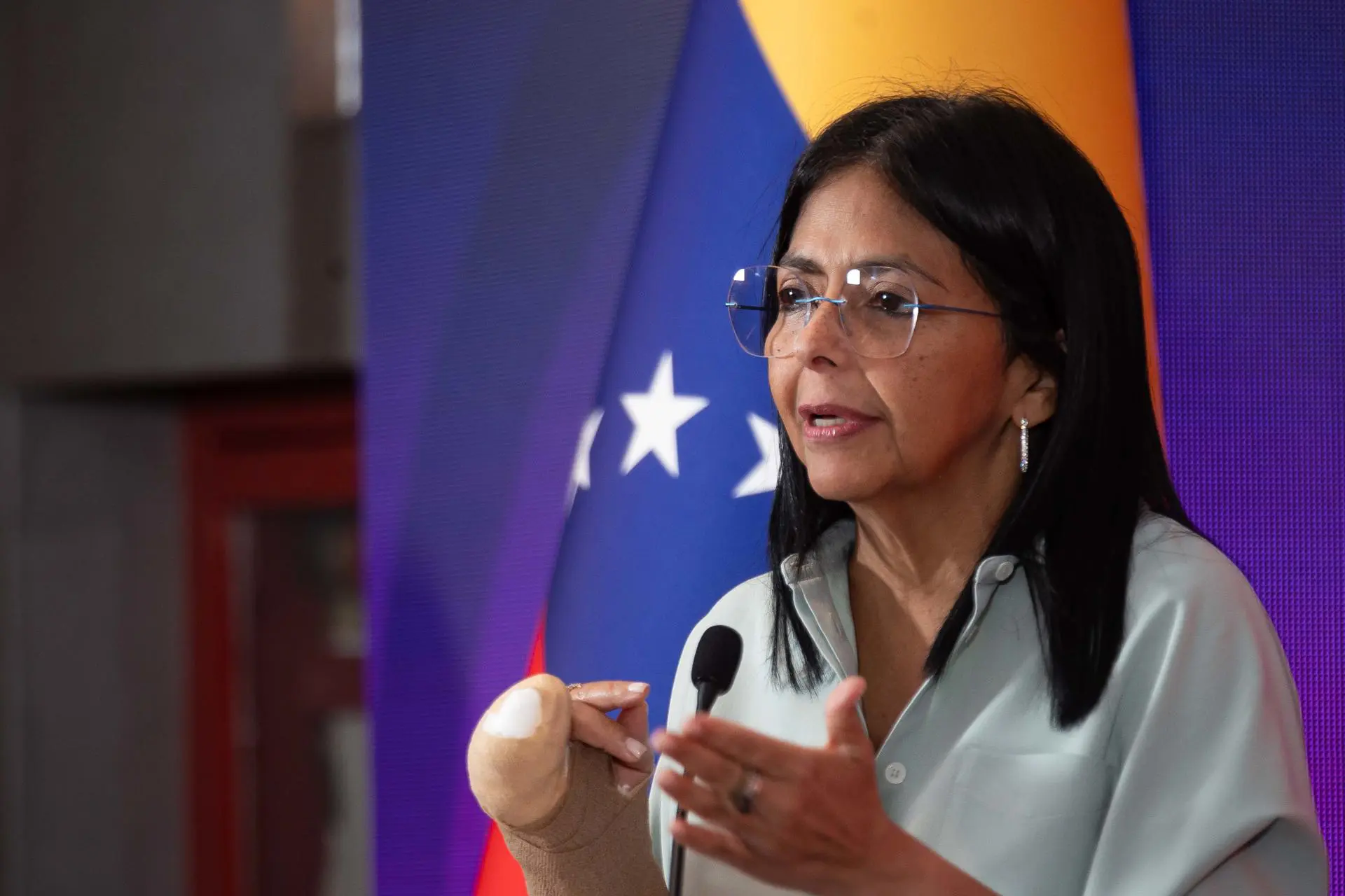 Venezuela envia 50 volumes à Corte Internacional, mas diz que ignorará sentença sobre o Essequibo 4 Venezuela envia 50 volumes à Corte Internacional, mas diz que ignorará sentença sobre o Essequibo - Imagem do artigo original