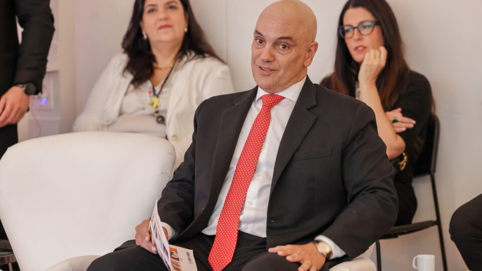Moraes nega rapidez excessiva em processo contra Bolsonaro durante encontro com influenciadores 4 Moraes nega rapidez excessiva em processo contra Bolsonaro durante encontro com influenciadores - Imagem do artigo original