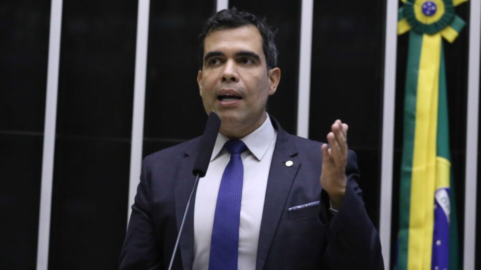 Hugo Motta indica Ricardo Ayres para relatar CPMI do INSS; Omar Aziz comandará colegiado 4 Hugo Motta indica Ricardo Ayres para relatar CPMI do INSS; Omar Aziz comandará colegiado - Imagem do artigo original