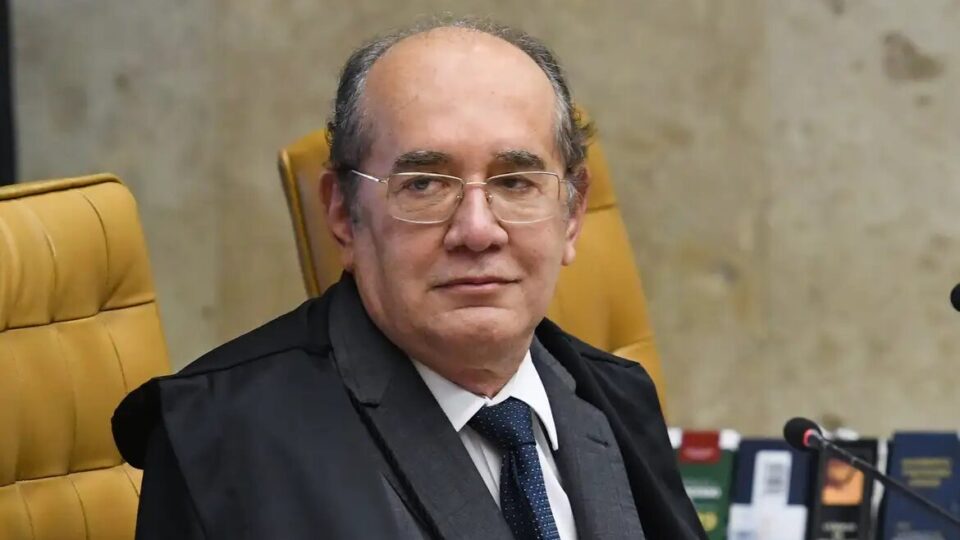 Gilmar Mendes substitui indenização de R$ 150 mil por retratação e doação de jornalistas 4 Gilmar Mendes substitui indenização de R$ 150 mil por retratação e doação de jornalistas - Imagem do artigo original