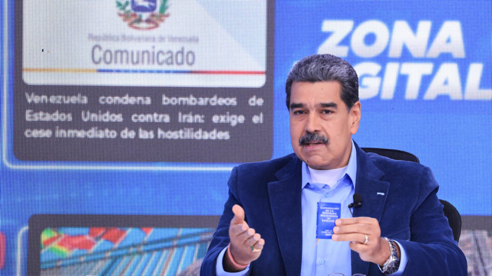 Maduro convoca 4,5 milhões de milicianos em meio a aumento de pressão dos Estados Unidos 4 Maduro convoca 4,5 milhões de milicianos em meio a aumento de pressão dos Estados Unidos - Imagem do artigo original
