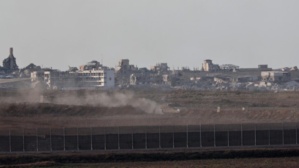 Combatentes do Hamas invadem base de Israel em Khan Yunis e deixam três soldados feridos 4 Combatentes do Hamas invadem base de Israel em Khan Yunis e deixam três soldados feridos - Imagem do artigo original