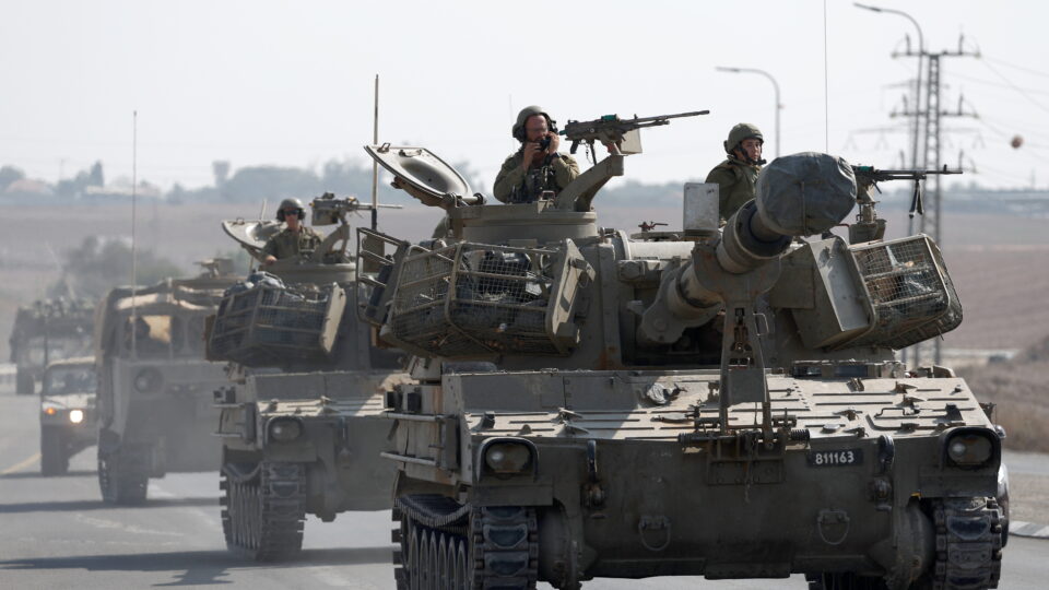 Exército israelense avança na Cidade de Gaza e diz ter domínio dos arredores 4 Exército israelense avança na Cidade de Gaza e diz ter domínio dos arredores - Imagem do artigo original
