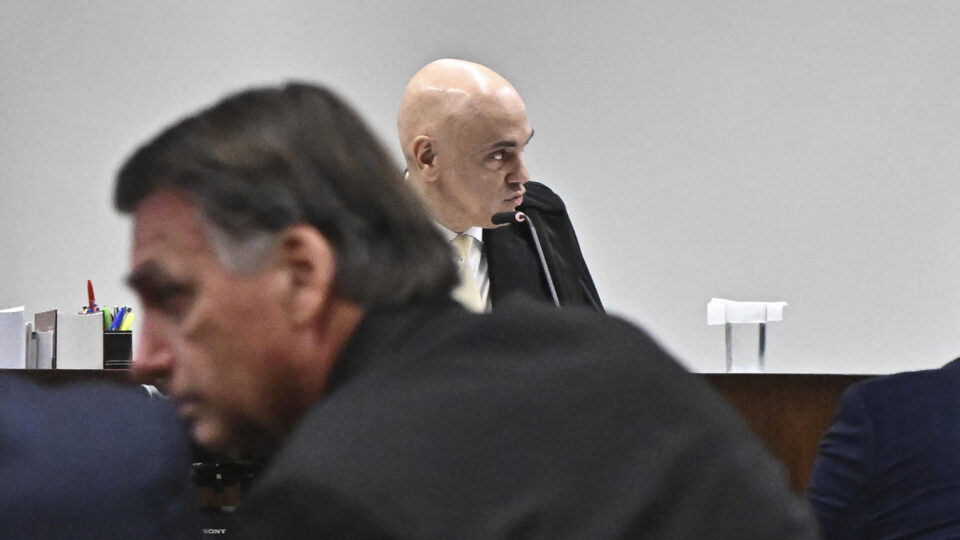 Operação da PF expõe cisões entre Bolsonaro, aliados e centro-direita e complica arranjos para 2026 4 Operação da PF expõe cisões entre Bolsonaro, aliados e centro-direita e complica arranjos para 2026 - Imagem do artigo original