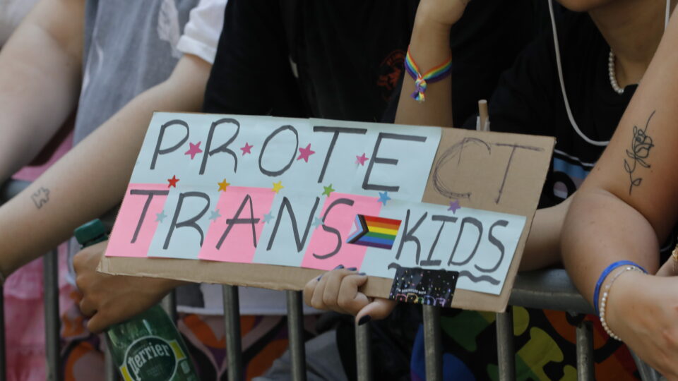 Trump ameaça cortar verba federal de escolas da Califórnia que não seguirem diretrizes sobre pessoas trans 4 Trump ameaça cortar verba federal de escolas da Califórnia que não seguirem diretrizes sobre pessoas trans - Imagem do artigo original