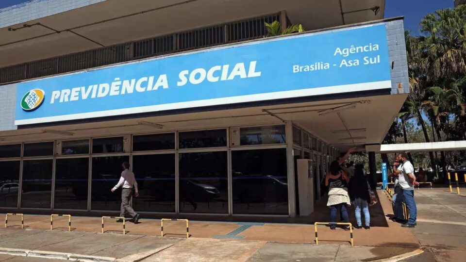 STF adia julgamento sobre inclusão de auxílio-alimentação no cálculo do INSS, estimado em R$ 419 bilhões 4 STF adia julgamento sobre inclusão de auxílio-alimentação no cálculo do INSS, estimado em R$ 419 bilhões - Imagem do artigo original