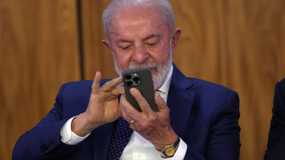 Governo reúne base aliada após revés e busca blindar Lula na CPMI do INSS 4 Governo reúne base aliada após revés e busca blindar Lula na CPMI do INSS - Imagem do artigo original