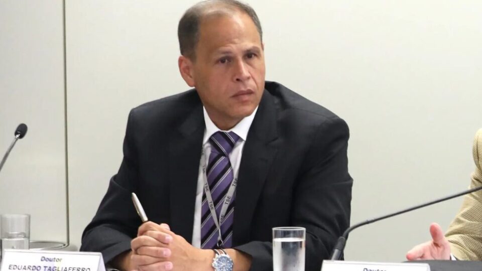 Itamaraty oficializa pedido de extradição de ex-assessor de Moraes às autoridades italianas 4 Itamaraty oficializa pedido de extradição de ex-assessor de Moraes às autoridades italianas - Imagem do artigo original