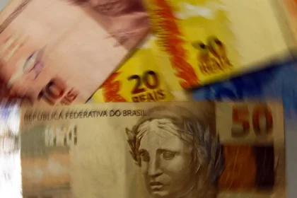 Banco Central mantém Selic em 15% e cita incerteza causada pelo tarifaço de Trump 21 rss featured 15601 1754396878
