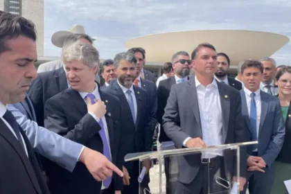 Oposição apresenta “pacote da paz” e ameaça obstruir votações após prisão domiciliar de Bolsonaro 7 rss featured 15638 1754405847