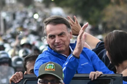 Prisão domiciliar de Bolsonaro pode intensificar crise Brasil-EUA, aponta New York Times 9 rss featured 15780 1754444818