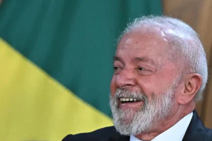 Lula diz que pretende adotar posição “cada vez mais esquerdista e socialista” no terceiro mandato 30 rss featured 15792 1754451300