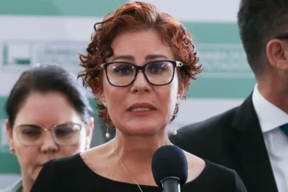 CCJC avança em processo de cassação do mandato de Carla Zambelli 18 rss featured 15808 1754480800