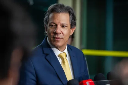 Haddad exige que governadores da oposição e empresários se mobilizem contra tarifa de 50% dos EUA 12 rss featured 15812 1754483554