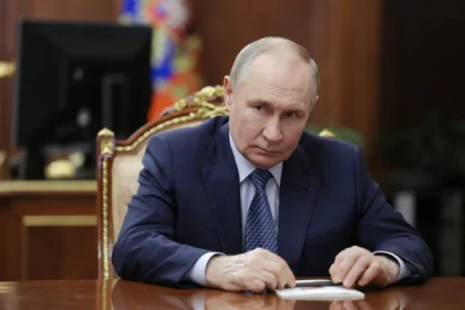 Sistema russo “Mão Morta” volta aos holofotes após ameaça de Dmitri Medvedev a Donald Trump 6 rss featured 15836 1754488688