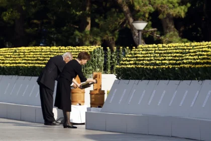 Hiroshima relembra 80 anos da bomba atômica em meio a debate sobre papel militar do Japão 18 rss featured 15856 1754492387